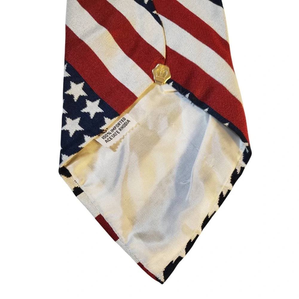 Vintage Rhynecliffe Mens Tie Necktie Designer Red White Blue‎ American Flag